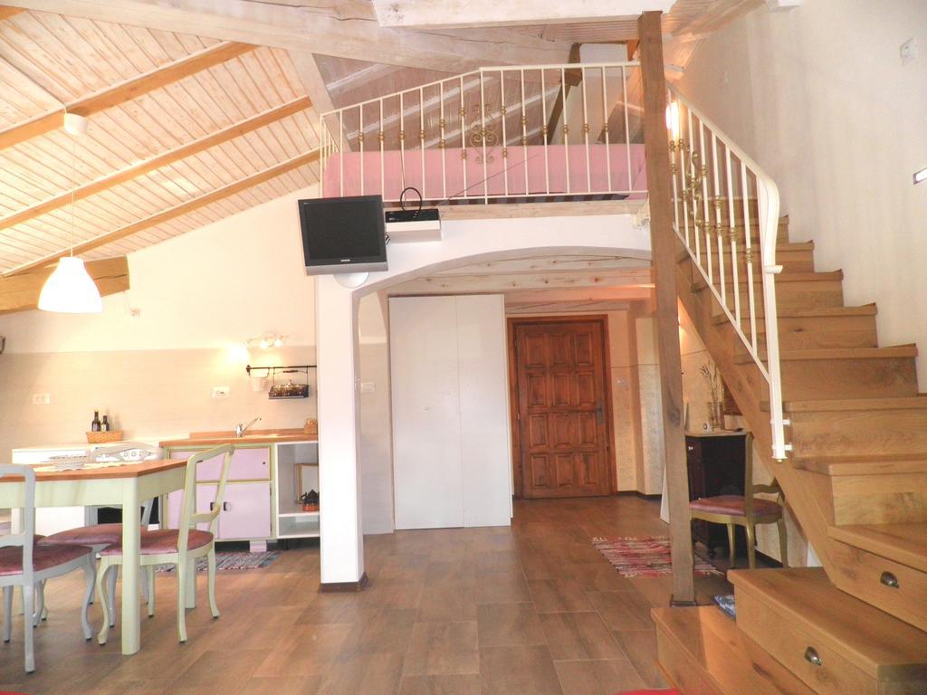 Ferienwohnung Studio Sijara Motovun Zimmer foto